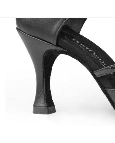 PD121- PREMIUM Black Leather